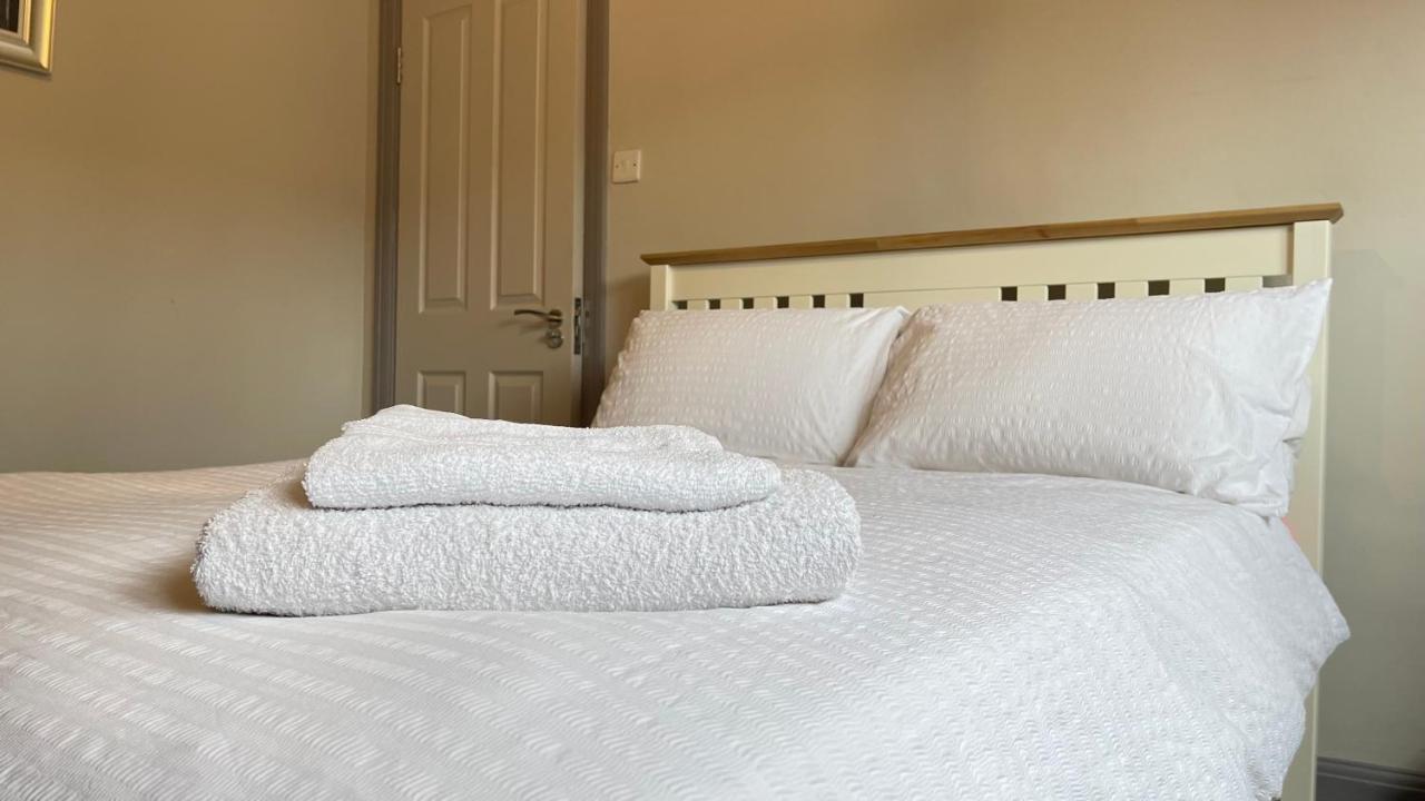 Spacious Double Room With Private Bathroom In Quiet Area Only 20 Min To Central London Streatham Vale Εξωτερικό φωτογραφία