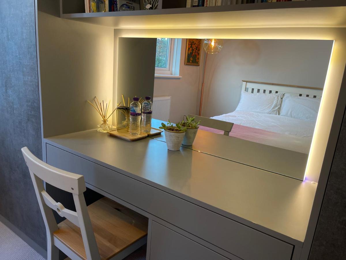 Spacious Double Room With Private Bathroom In Quiet Area Only 20 Min To Central London Streatham Vale Εξωτερικό φωτογραφία